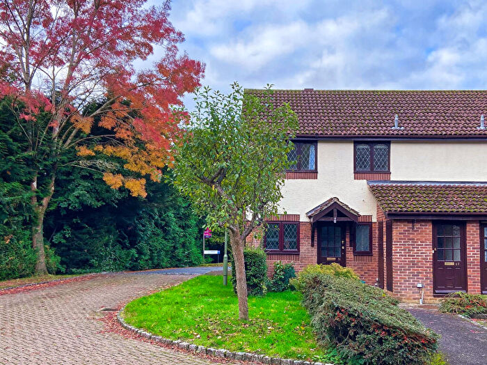 1 Bedroom End Of Terrace House To Rent In Birchwood Drive, Lightwater, GU18