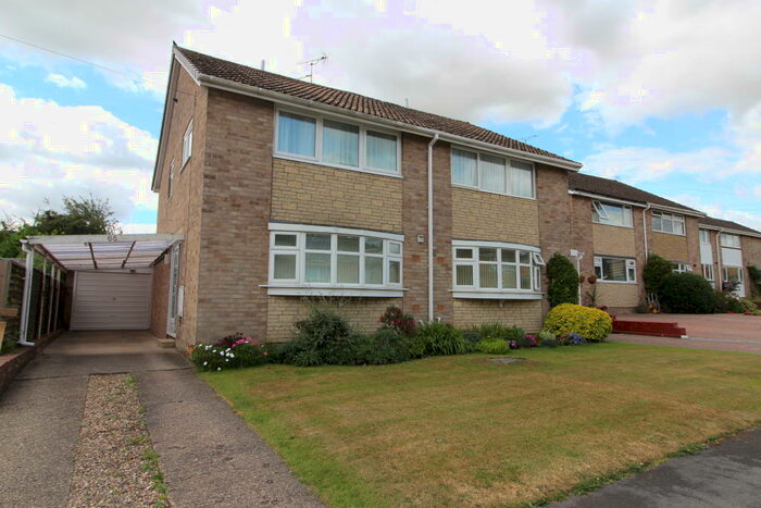 3 Bedroom House To Rent In Normandy Avenue, HU17