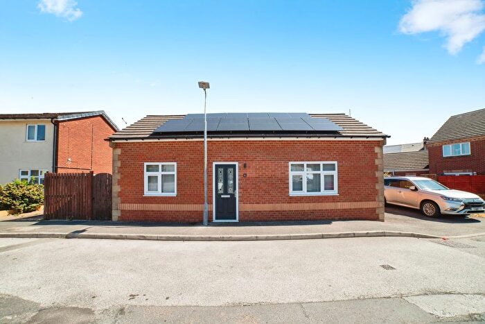 2 Bedroom Bungalow For Sale In New Street, Huthwaite, Sutton-In-Ashfield, Nottinghamshire, NG17