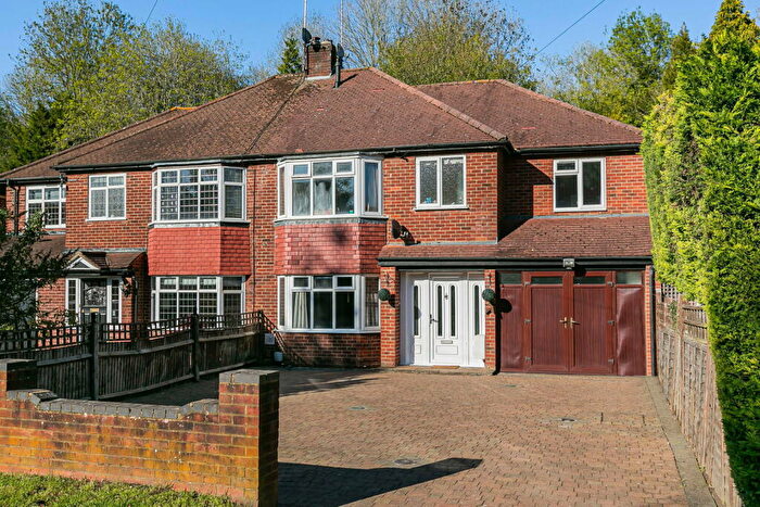 4 Bedroom Semi-Detached House For Sale In Caterham Drive, Coulsdon, CR5