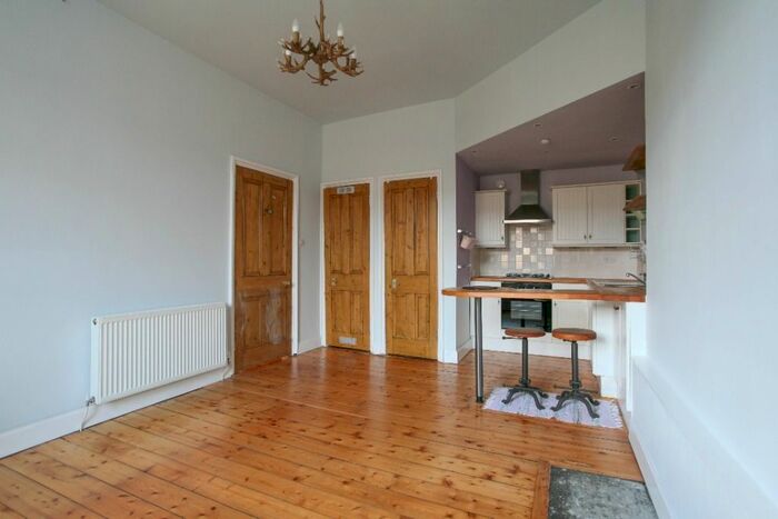 1 Bedroom Flat To Rent In Halmyre Street, Leith Walk, Edinburgh EH6