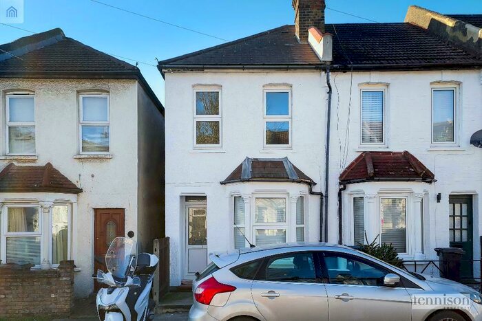 2 Bedroom End Of Terrace House To Rent In Sussex Road, South Croydon, CR2