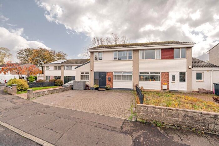 4 Bedroom Semi Detached House For Sale In Mountcastle Bank, Edinburgh, EH8