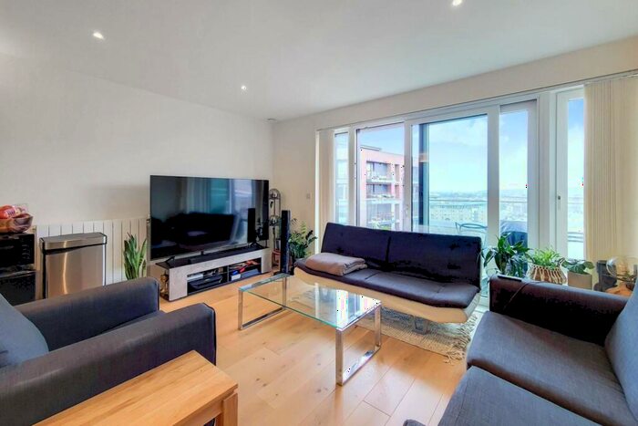 1 Bedroom Flat To Rent In Hampton Apartments, Woolwich, London, SE18