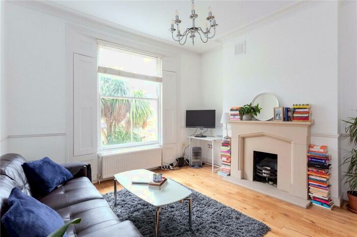 2 Bedroom Apartment To Rent In Elmore Street, London, N1