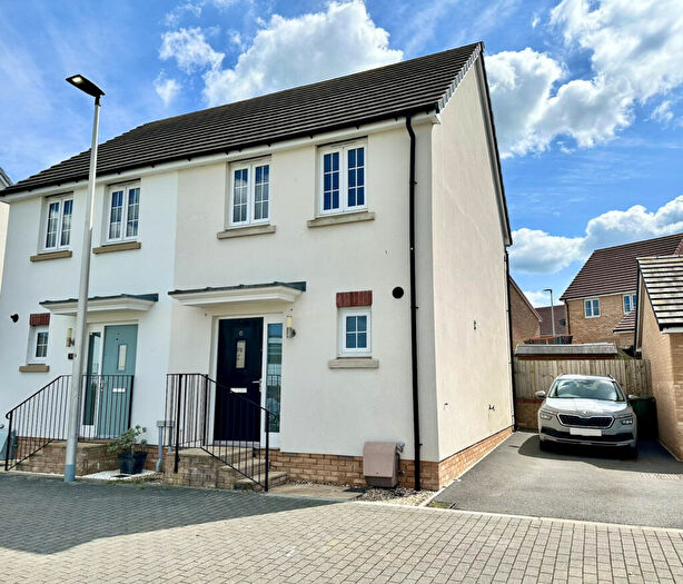 2 Bedroom Semi Detached House For Sale In Old Tram Drive, Roundswell, EX31