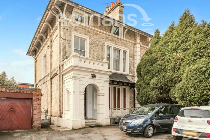 1 Bedroom Apartment To Rent In Kendrick Road, RG1