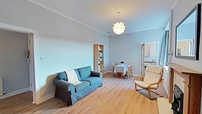 2 Bedroom Flat To Rent In Hermand Crescent, Edinburgh, Midlothian, EH11
