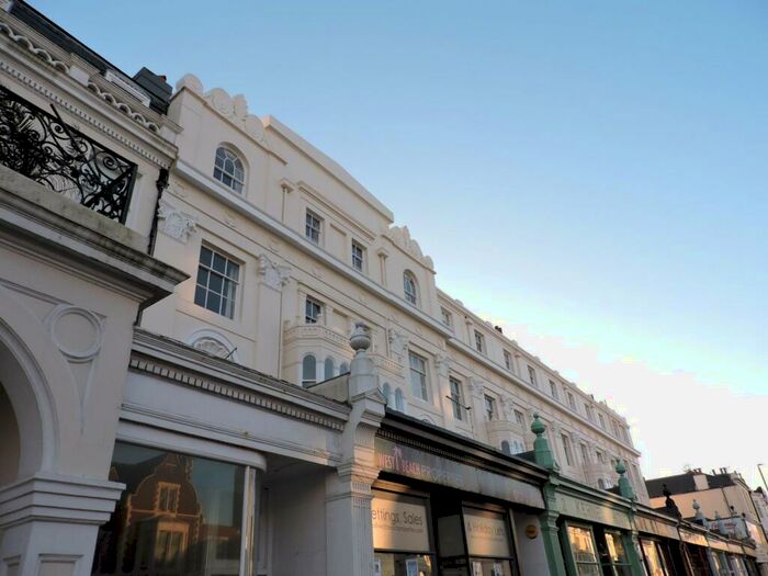 2 Bedroom Flat To Rent In Victoria Terrace, Hove, BN3