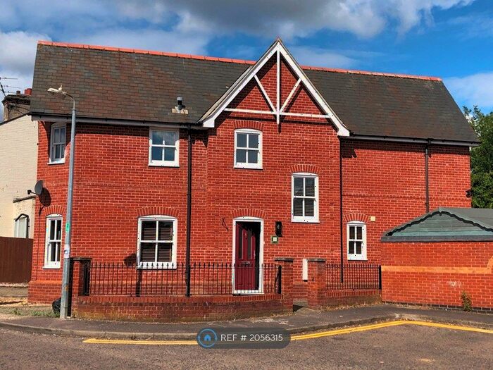 4 Bedroom Detached House To Rent In Spurgeon Street, Colchester, CO1