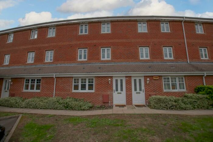 2 Bedroom Maisonette To Rent In Bright Wire Crescent, Eastleigh, SO50