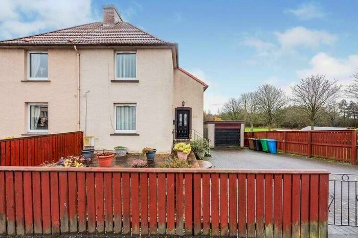 2 Bedroom Semi-Detached House To Rent In Viewfield Terrace, Lumphinnans, KY4
