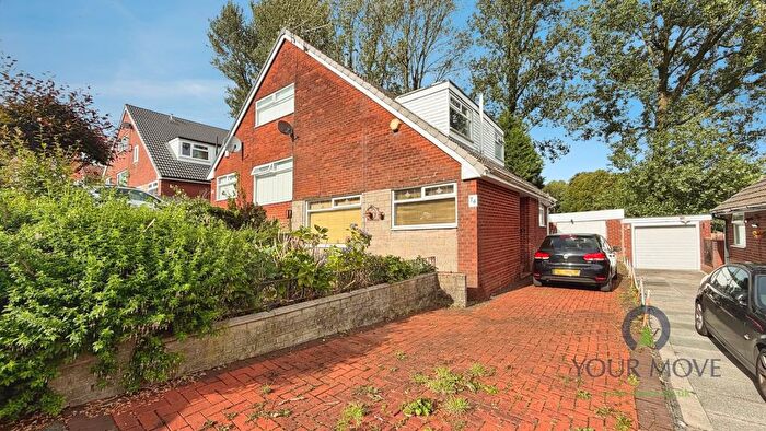 3 Bedroom Bungalow To Rent In Yorkdale, Oldham, Greater Manchester, OL4