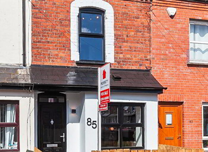 2 Bedroom Mid Terraced House For Sale In Northbrook Street, Belfast, BT9