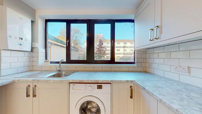 3 Bedroom Flat To Rent In Summerwood Road, Isleworth, TW7