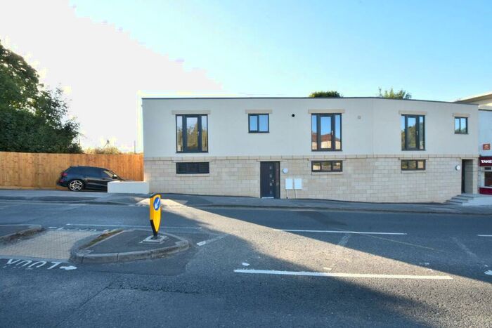 2 Bedroom Apartment To Rent In Wellsway, Bath, BA2