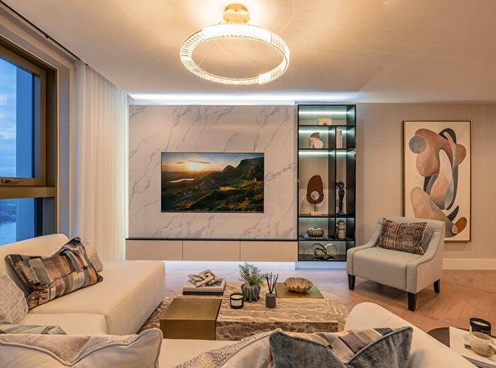 2 Bedroom Penthouse For Sale In One Thames Quay, E14