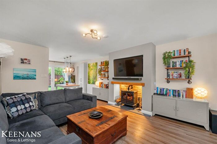 3 Bedroom Detached House For Sale In Whitewell Close, Bury, BL9