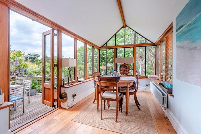 5 Bedroom Detached House For Sale In Victoria Road, Salisbury ***Video Tour***, SP1