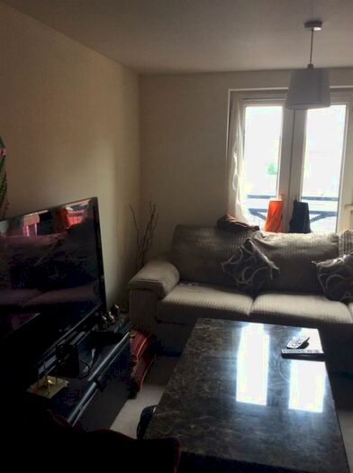 1 Bedroom Apartment To Rent In Potters Brook, DY4