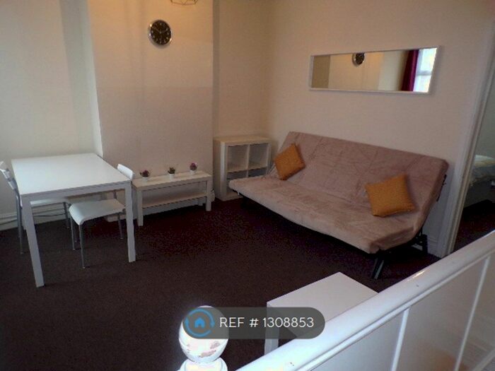 1 Bedroom Flat To Rent In Kingsland Avenue, Coventry CV5