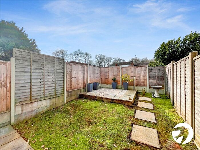 2 Bedroom Terraced House For Sale In Abinger Drive, Chatham, Kent, ME5