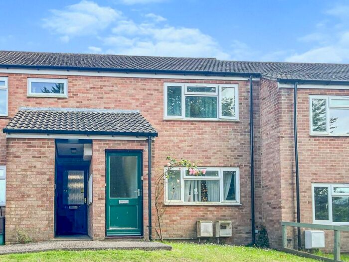 1 Bedroom Studio To Rent In Poundbury Crescent, Dorchester, Dorset, DT1