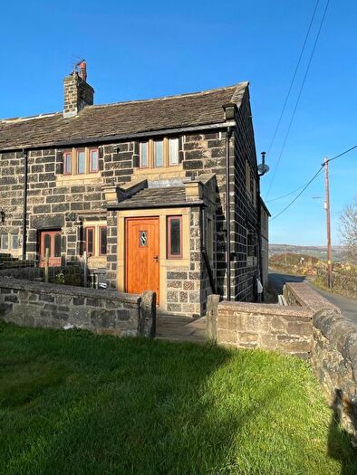3 Bedroom Cottage To Rent In Acre Lane, Halifax, HX2
