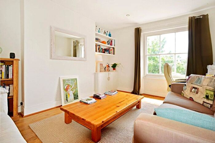2 Bedroom Apartment To Rent In East Dulwich Road, East Dulwich, London, SE22