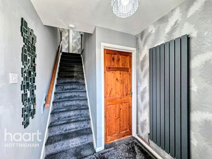 3 Bedroom Semi-Detached House For Sale In Newgate Street, Bingham, NG13
