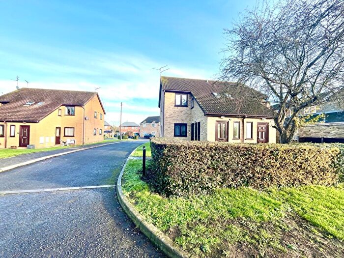1 Bedroom Flat For Sale In Station Gardens, Ramsey, Huntingdon, PE26