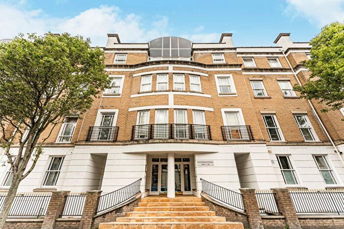 2 Bedroom Flat For Sale In Hugh Street, London, SW1V