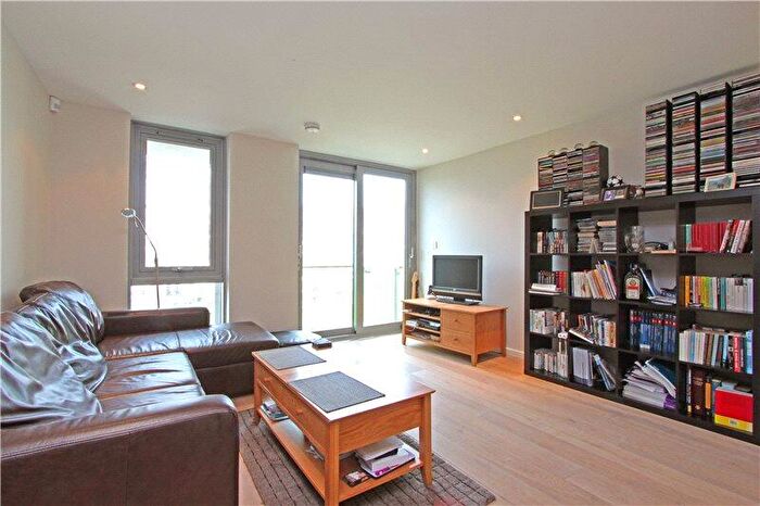 1 Bedroom Apartment To Rent In Blackthorn Avenue, Barnsbury, Islington, London, N7