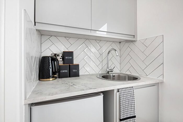 Studio To Rent In Crown Terrace, Cricklewood- All Bills Included, NW2