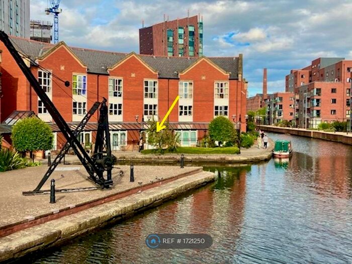 Studio To Rent In William Jessop Court, Manchester, M1