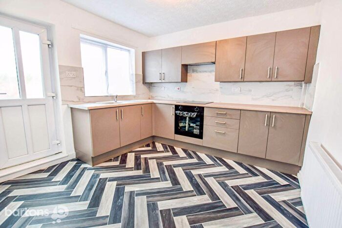 3 Bedroom Terraced House For Sale In Mill Lane, Treeton, S60