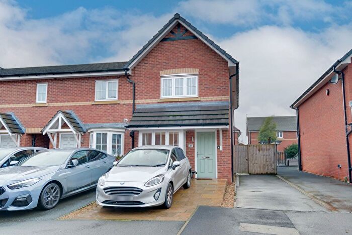 2 Bedroom End Of Terrace House For Sale In Crawford Drive, Eaton, CW12