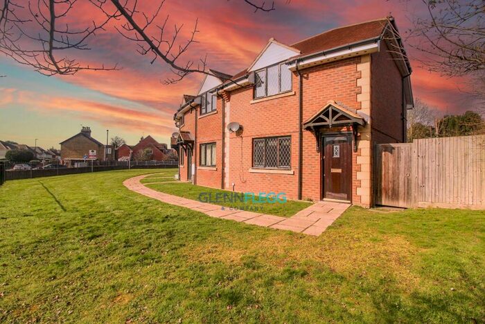 2 Bedroom Terraced House To Rent In Mountbatten Court, Langley, SL3