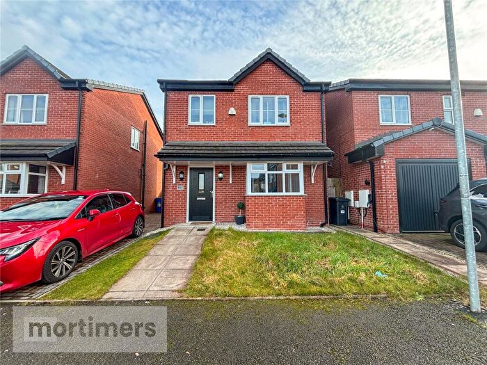 3 Bedroom Detached House For Sale In Meadowbrook Rise, Blackburn, Lancashire, BB2