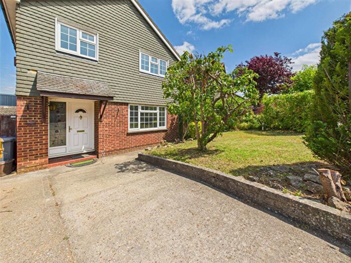 4 Bedroom House To Rent In Browning Drive, Hitchin, Hertfordshire, SG4