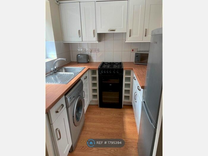 Studio To Rent In Watford, Watford, WD24