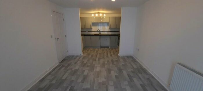 2 Bedroom Flat To Rent In Brookside Court, Prescot, L35
