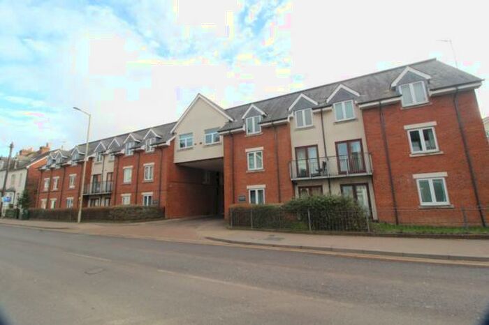 1 Bedroom Flat To Rent In Sanders Place, Walsworth Rd, SG4