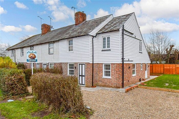 4 Bedroom Cottage For Sale In Weald North, Smarden, Ashford, Kent, TN27