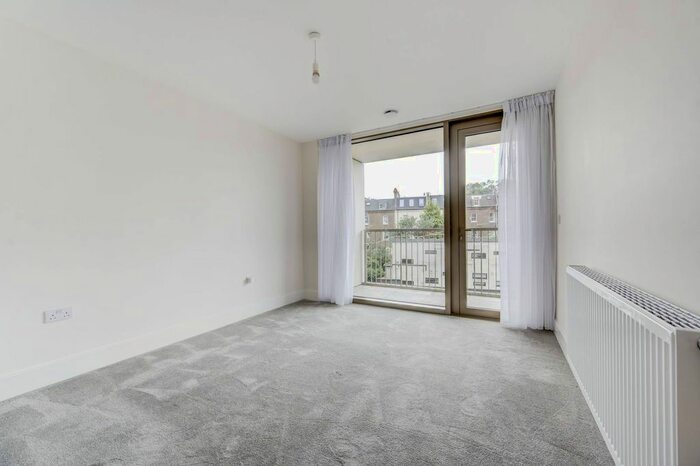 1 Bedroom Flat To Rent In Warwick Lane, Earls Court, W14