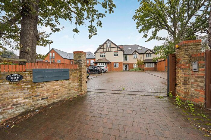 1 Bedroom Flat For Sale In Swakeleys Road, Ickenham, Uxbridge, UB10