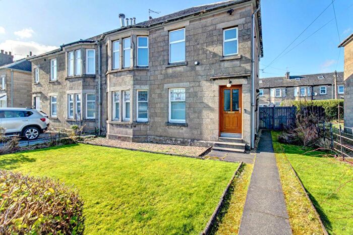 2 Bedroom Flat For Sale In Greenhead Avenue, Dumbarton, G82