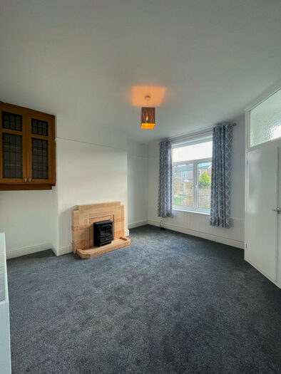 3 Bedroom House To Rent In Napier Street, BB9