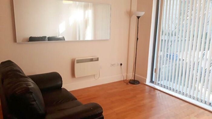 2 Bedroom Apartment To Rent In Henry Street, Liverpool, L1