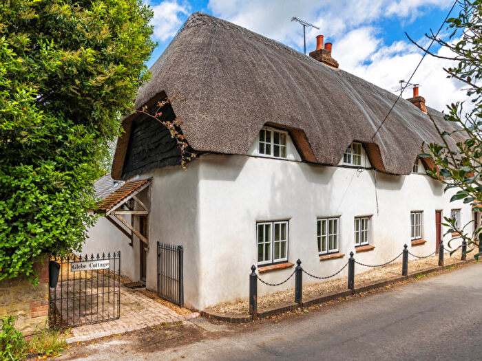 3 Bedroom Cottage For Sale In Glebe Cottage, Andover, SP11